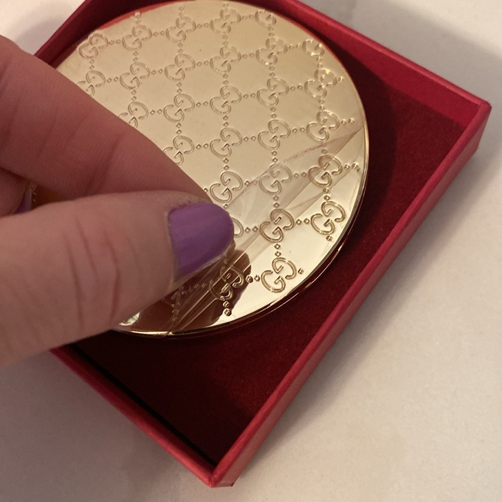 Gucci Compact Mirror - Picture 8 of 10